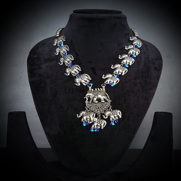 Handcrafted Brass Silver Polish Necklace 